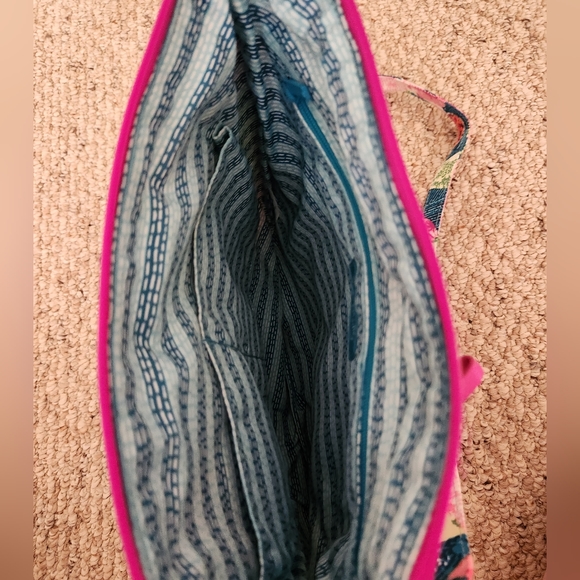 Vera Bradley Iconic Hipster in Superbloom - Picture 4 of 5